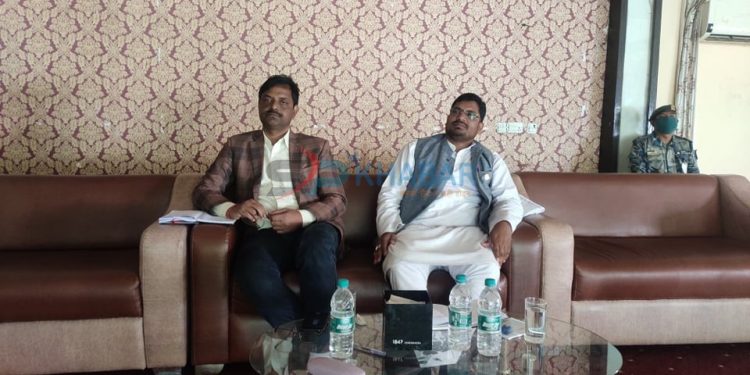 प्रदेश २ लाई कोरोना र मदिरा मुक्त बनाउन छलफल                      (भिडियो सहित)