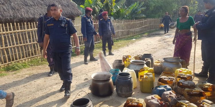 एक्सनमा डिएसपी थापा -आधादर्जन भन्दा बढी मदिरा भट्टी नष्ट