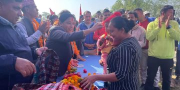 भरतपुरमा अन्य पार्टी छोडी माओवादी केन्द्र प्रबेश गर्नेको लहर