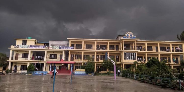 बिद्यालय बस र संग्राहलय निर्माणका लागि लक्ष्मी माबिमा पुराण