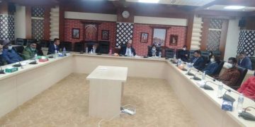 सेवासुविधा नदिने कम्पनीहरुलाई कालो सूचीमा राखिनेवैदेशिक रोजगारीबाट फर्किएका व्यक्तिहरुसँग श्रममन्त्रीको छलफल