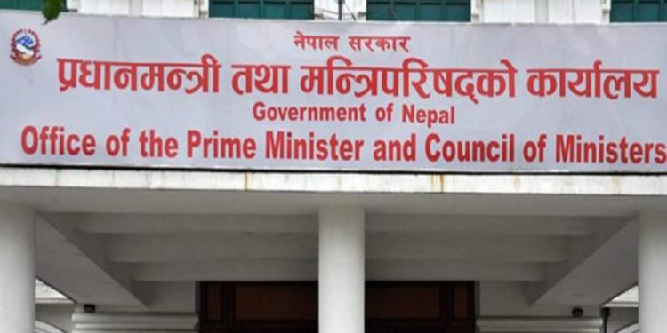 सरकारले गर्‍यो १० सचिवहरुको सरुवा, को कहाँ तानिए ?