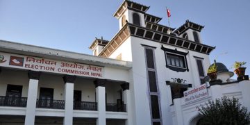निर्वाचन आयोगले भन्यो,‘शिक्षक-कर्मचारीलाई राजनीतिक दलको सदस्यता नदिनु’