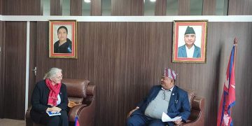 रोजगारीमा जाने नेपालीलाई कोभिडविरुद्धको खोप उपलब्ध गराउन आइओएमसँग श्रममन्त्री श्रेष्ठको आग्रह