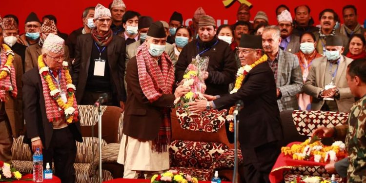 प्रधानमन्त्री देउवा र अध्यक्ष प्रचण्डले गरे एक-अर्काको खुलेर प्रशंशा