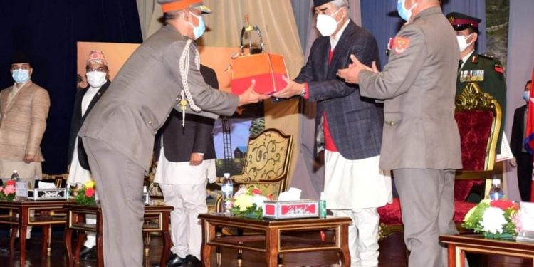 उत्कृष्ट बाहिनी अवार्ड सशस्त्र डीआईजी गणेश ठाडामगरलाई