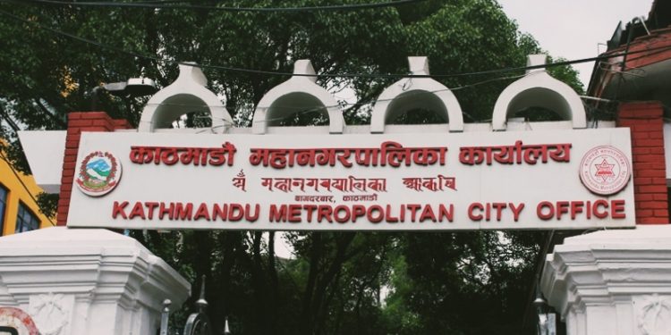 महामारी फैलिरहँदा पनि बन्द नगरिएका निजी विद्यालयलाई कारबाही गर्ने चेतावनी