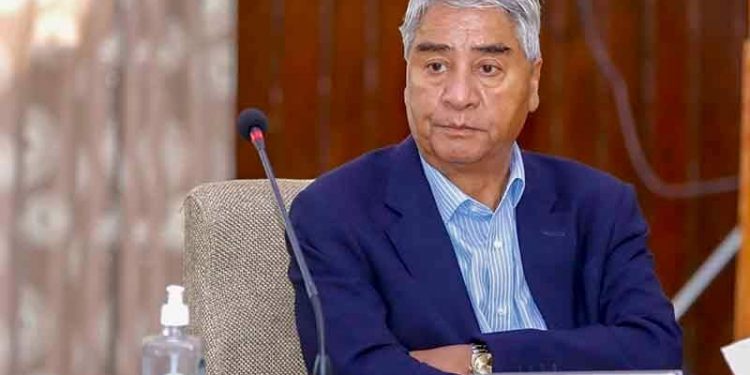 घेराबन्दीमा प्रधानमन्त्री: स्थानीय तहकाे निर्वाचनमा अलमल कायमै