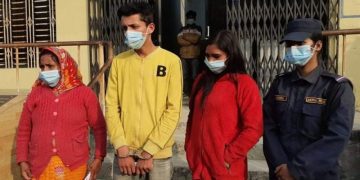 बच्चा चोरीको आरोपमा तीनजना धनुषा प्रहरीको नियन्त्रणमा