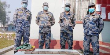 झण्डै चार किलो चरेस बरामद