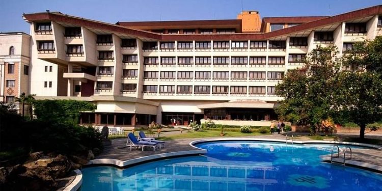अन्तरिम आदेशले याक एण्ड यती होटल खुला