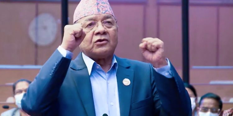 एमसीसीलाई लिएर अध्यक्ष ओलीविरुद्ध खनिँदै वामदेव गौतमले जारी गरे यस्तो विज्ञप्ति