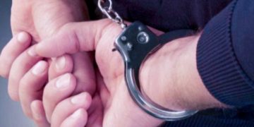 स्रोत नखुलेको रकमसहित भारतीय पक्राउ