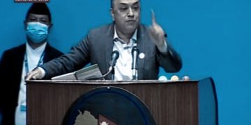 दुई जिब्रे महामन्त्री थापा :आफूलाई ‘झुट’ नदेख्ने, अरुलाई पेल्ने !