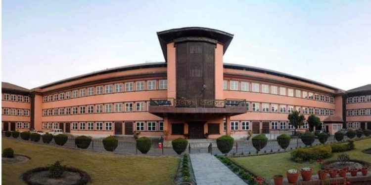 न्यायाधीशविरुद्धको भ्रष्टाचार मुद्दा सर्वोच्चबाट खारेज