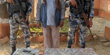 तीन किलो चाँदीको गहना सहित दुई भारतीय सशस्त्र प्रहरीको नियन्त्रणमा