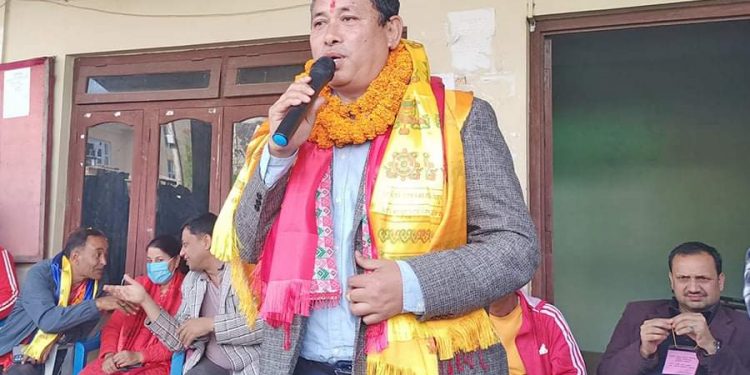 कांग्रेस मकवानपुरको सभापतिमा बुद्ध लामा