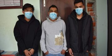 प्रतिवन्धित लागुऔषध सहित तिनजना पक्राउ