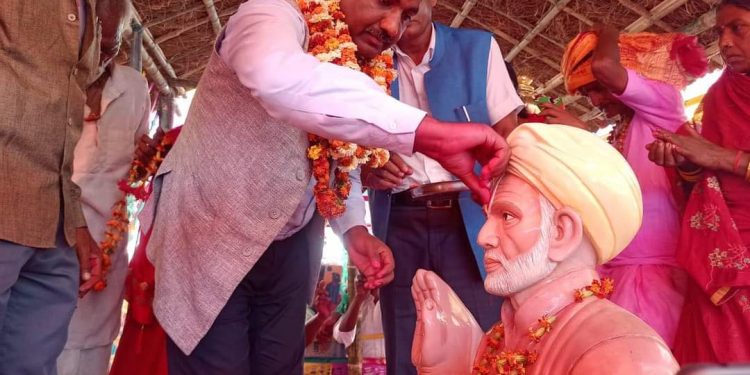 हत्या गरिएका पुजारीको स्मृतिमा मठ तथा सालिक निर्माण,पूर्वमन्त्री शाहले गरे उद्घाटन