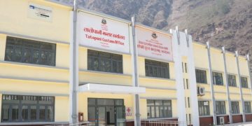 तातोपानी भन्सारबाट लक्ष्यभन्दा बढी राजस्व सङ्कलन, निर्यात शून्य