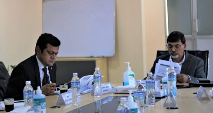 लगानी बोर्डलाई अर्थमन्त्री शर्माले भने- आफैंले पूँजी जुटाएर ठूला परियोजना बनाउनुस्