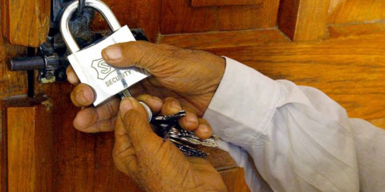 तलब/भत्ता नदिने कार्यालय प्रमुख थुनिए कार्यकक्षमै