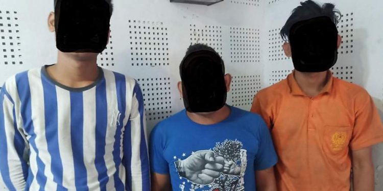 मोटरसाइकल चोरी गर्ने तीन जना पक्राउ