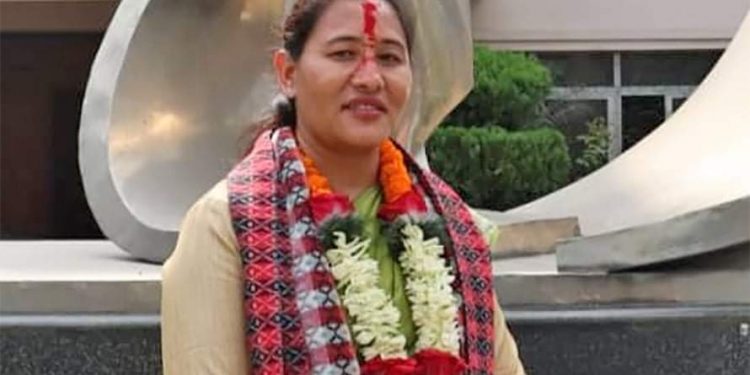न्युनतम पारिश्रमिक निर्धारण समिति अध्यक्षद्वारा पदभार ग्रहण