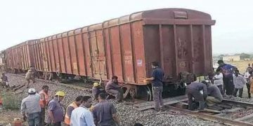 भारतमा रेलले किच्दा ६ जनाको मृत्यु