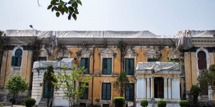 पुनःनिर्माणको पर्खाइमा पुरानो संघीय संसद भवन