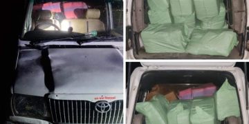 सशस्त्र प्रहरीद्वारा तस्करीको रक्सी तथा कपडा बरामद