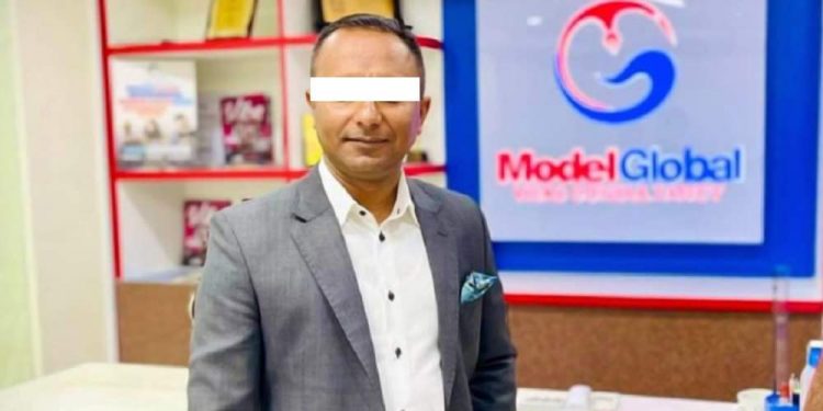 पाण्डेविरुद्ध तीन युवतीद्वारा बलात्कारको आरोप