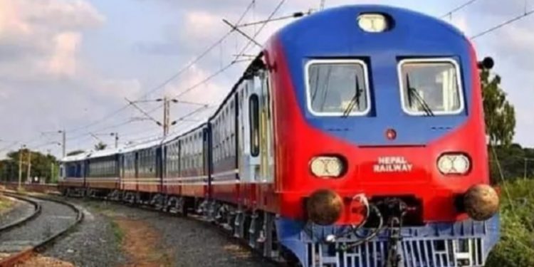 किनिए दुई रेल, चल्ने एउटा मात्र
