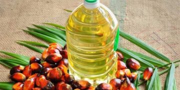 पाम तेलसहित चार जना पक्राउ