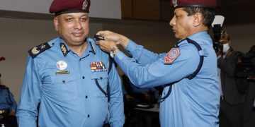 बढुवा भएका पाँच जना एआईजीलाई दर्ज्यानी चिह्न प्रदान