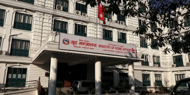 गृहले अघि सार्‍यो सफा, सुरक्षित र सभ्य यातायात निर्माणको योजना