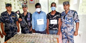 स्रोत नखुलेको ८३ लाख ६४ हजार रूपैयाँसहित सशस्त्रद्वारा धनुषाबाट दुईजना पक्राउ