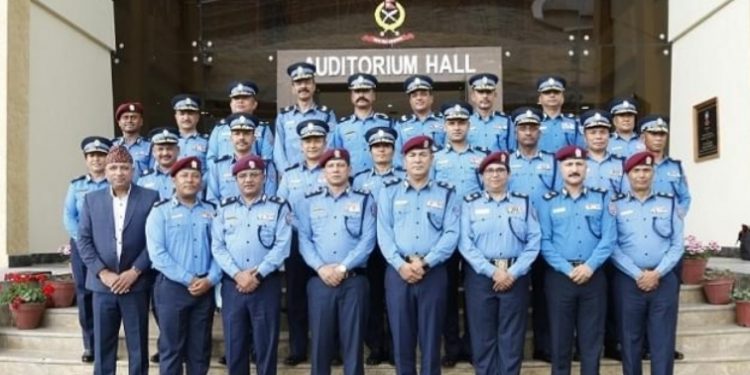 उच्च तहमा पुग्न सक्षम भएको प्रमाणित हुनेगरी कार्यक्षेत्रमा उत्रन डिआइजीलाई आईजीपी सिंहको निर्देशन