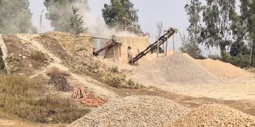 तनहुँका १० क्रसर उद्योग दर्ता बिना सञ्चालन