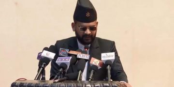 शिक्षक तथा कर्मचारीलाई मेयर शाहको निर्देशन, ‘दलीय आबद्धता त्याग्‍नुस्’