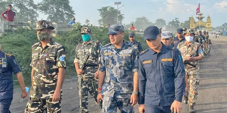 सीमा क्षेत्रमा दुवै देशका सुरक्षाकर्मीको संयुक्त गस्ती