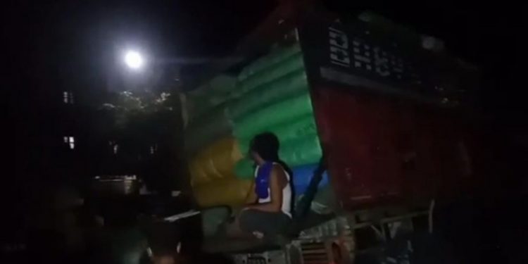 बिर्तामोडमा नियन्त्रणमा लिएको ट्रक मेची भन्सारबाट निस्किएको खुलासा,अनुसन्धानका लागि विभाग पठाइयो