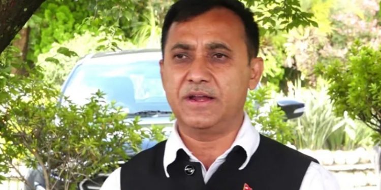 काठमाडौंको फोहोर उठाउन नसक्नु लज्जास्पद : महामन्त्री शर्मा