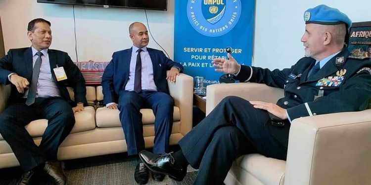 आईजिपीद्वय सिहं ,अर्याल र UN POLICE ADVISER LUIS CARRILHO विच भेटवार्ता