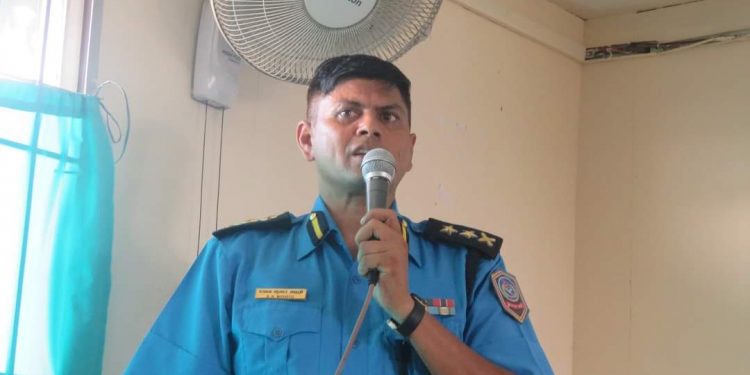 उपरीक्षक महतोद्वारा ट्राफिक नियमका बारेमा प्रशिक्षण