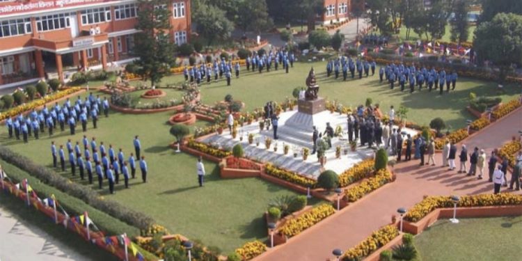 सेवा अवधि र अवकाश