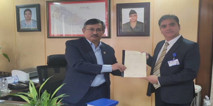 मिटरब्याजी अपराधी नियन्त्रण सिफारिस कार्यदलद्वारा प्रतिवेदन पेश
