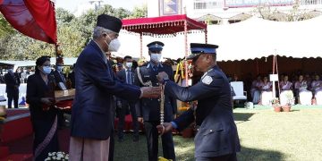 प्रदेश १ प्रहरी प्रमुख डीआईजी सुदिप गिरीलाई ‘प्रहरी व्याटन’ पुरस्कार प्रदान