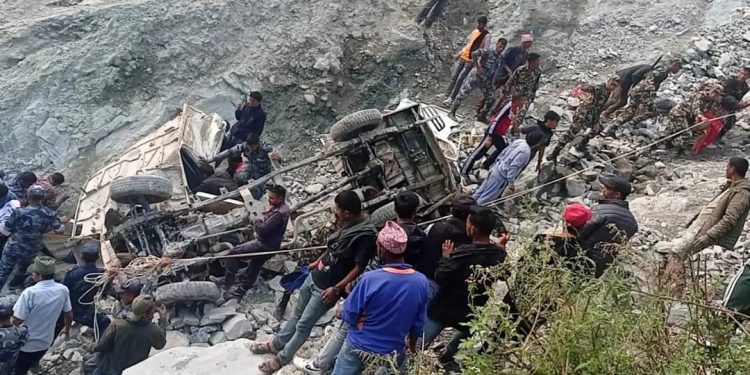 बझाङ जीप दुर्घटना : मृतक सातै जनाको पहिचान खुल्यो