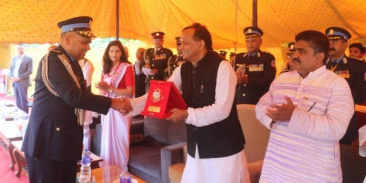 ‘शान्ति सुरक्षा स्थापनामा नेपाल प्रहरीको योगदान महत्त्वपूर्ण’ : मुख्यमन्त्री राउत